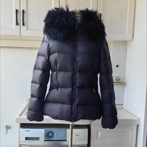 Moncler Boed Black Puffer Jacket with Fur Collar - Picture 8 of 9